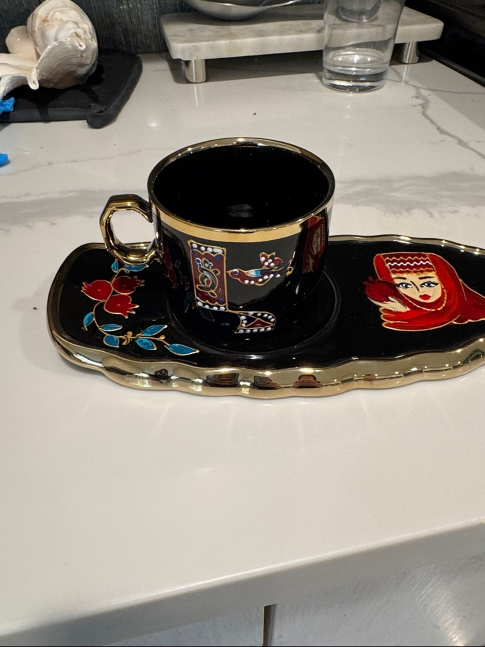 Black Gold-Trim Decorative Espresso Cup & Tray Set